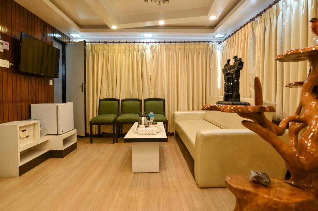 Hotel M Square Pvt.Ltd Катманду Экстерьер фото