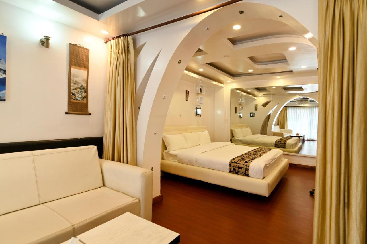 Hotel M Square Pvt.Ltd Катманду Экстерьер фото